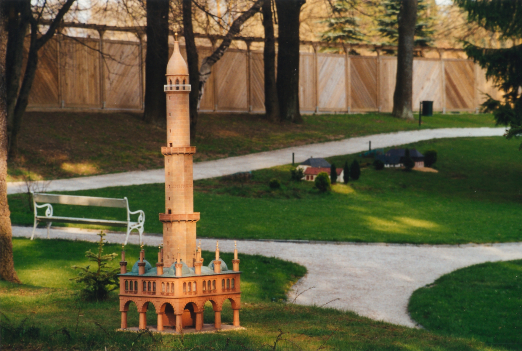 Minarett in Lednice (Modell im Park Boheminium)